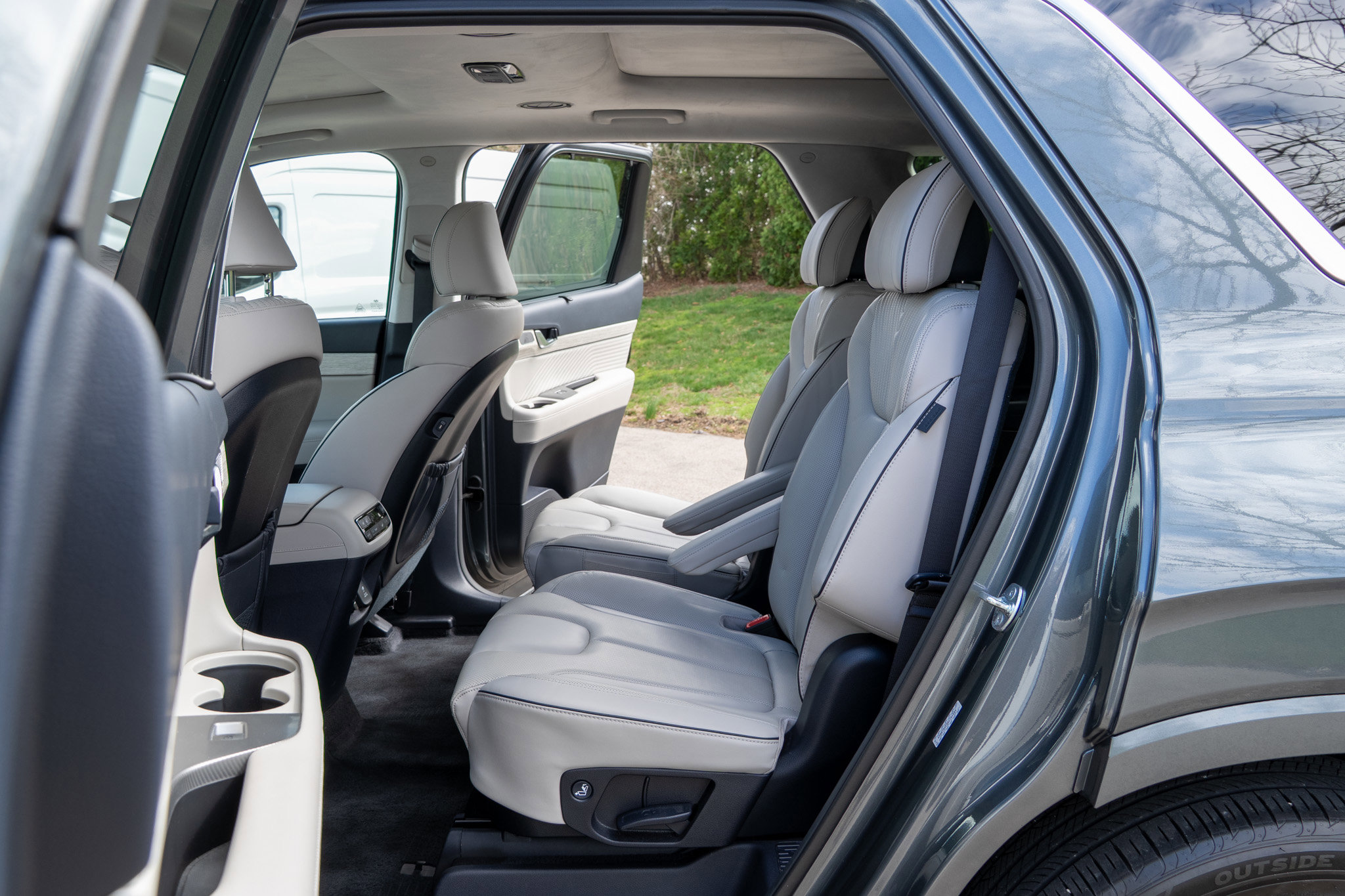 Used 2024 Hyundai Palisade Calligraphy image 20