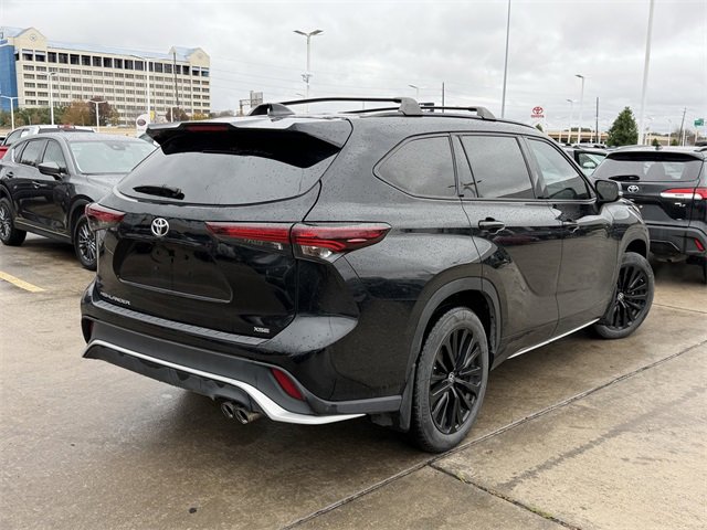 Used 2024 Toyota Highlander XSE image 5