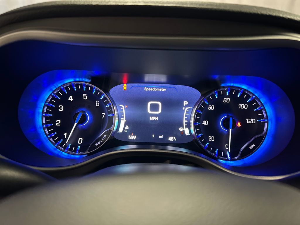 New 2027 Chrysler Pacifica Select FWD image 14