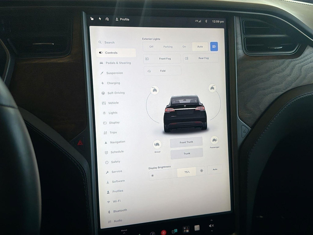 Used 2018 Tesla Model X 75D AWD/4WD image 17