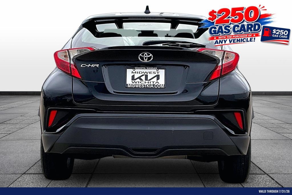 Used 2021 Toyota C-HR LE FWD image 4