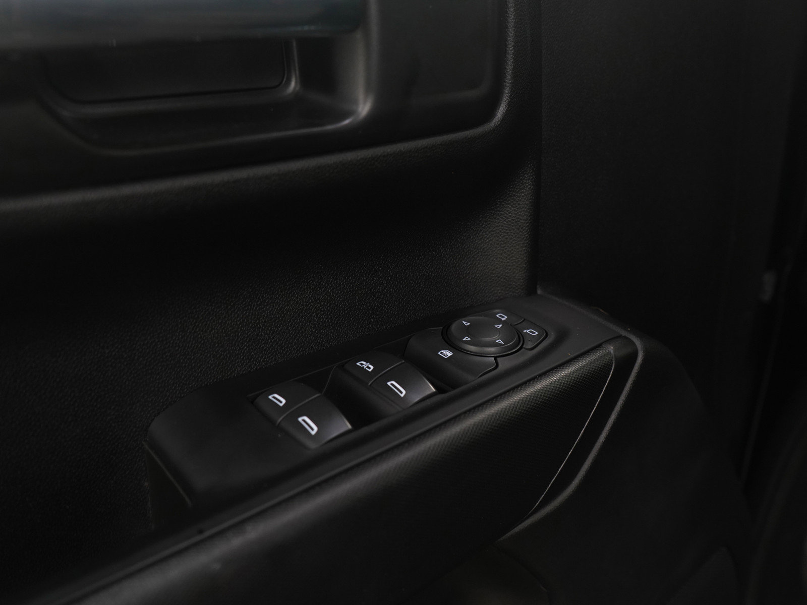 Used 2021 Chevrolet Silverado 1500 Custom w/ Safety Confidence Package image 21