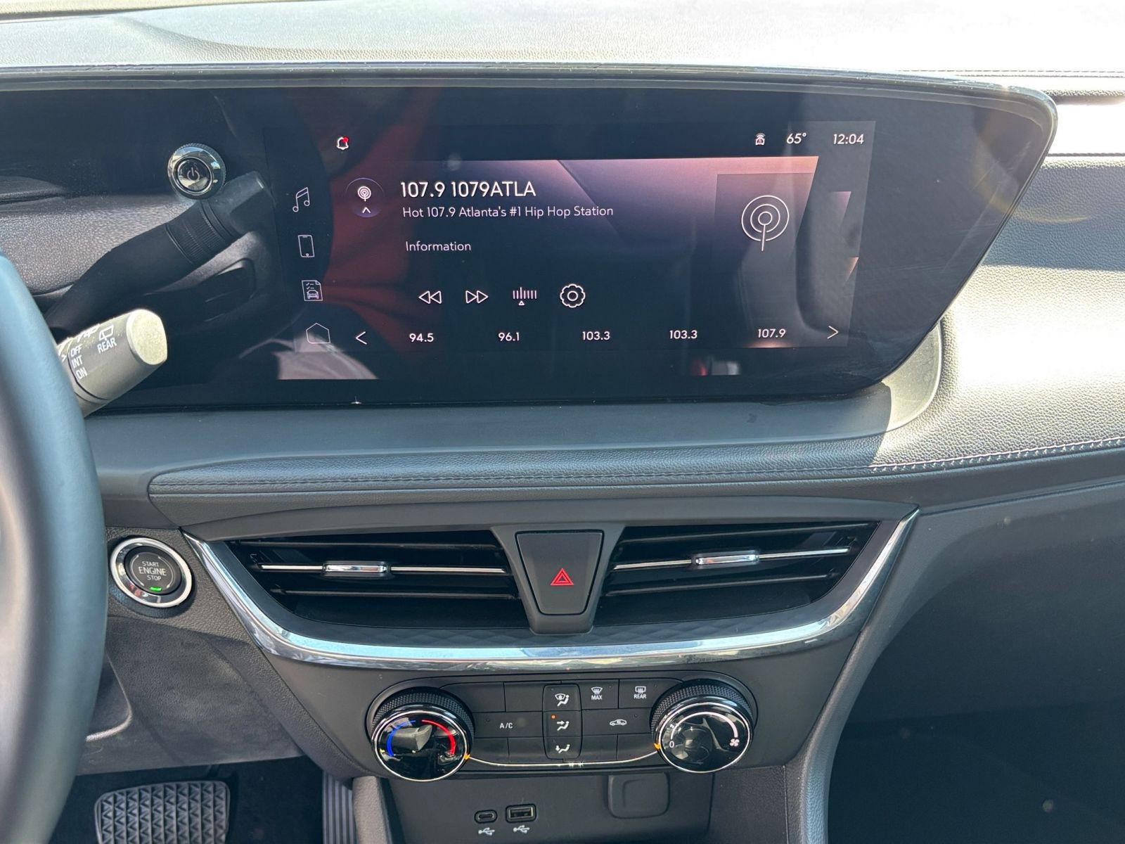 Used 2025 Buick Encore GX Preferred image 17