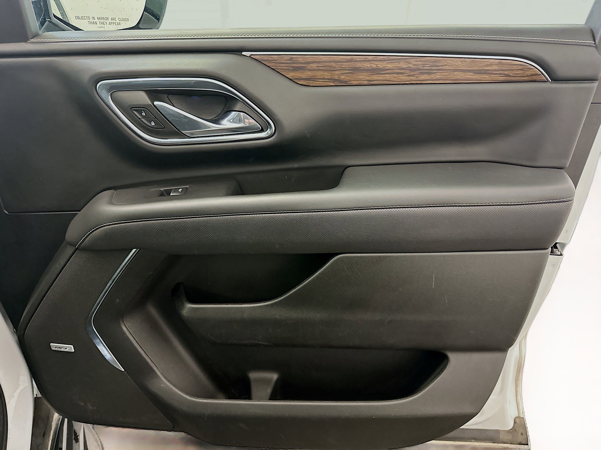 Used 2023 Chevrolet Suburban Premier image 35