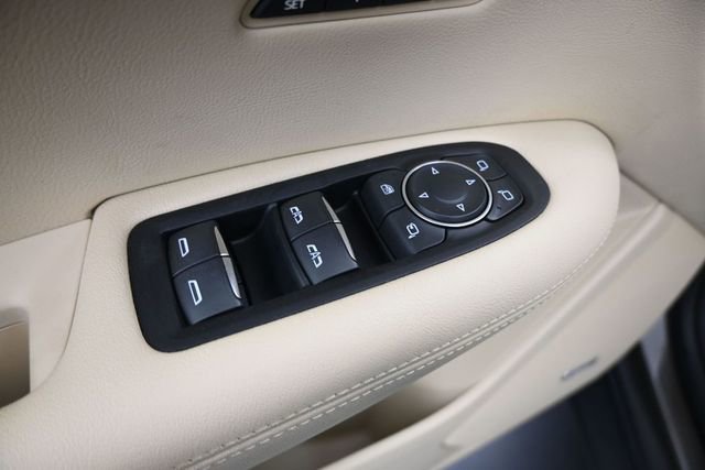 Used 2019 Cadillac XT5 Premium Luxury FWD image 13