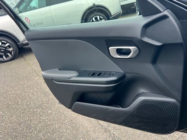 Certified 2025 Kia K4 LXS image 18