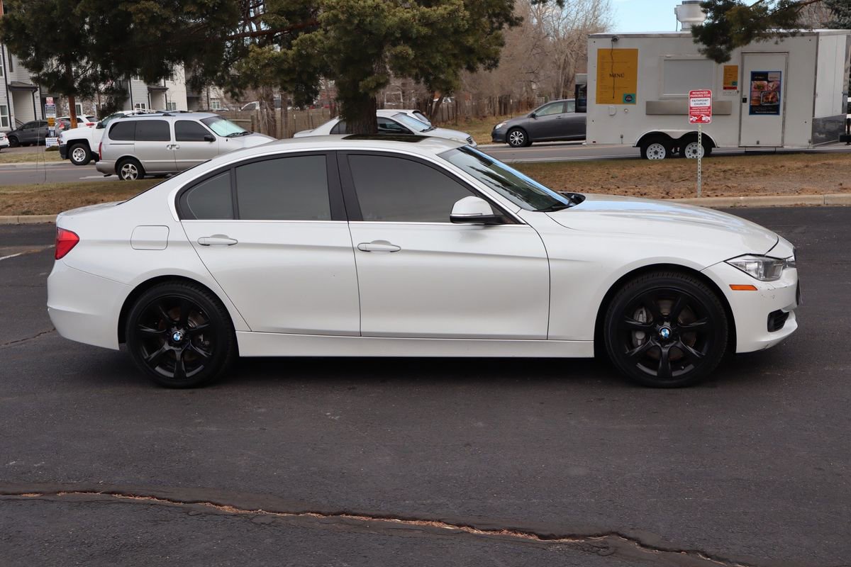 Used 2015 BMW 335i xDrive Sedan AWD/4WD image 3