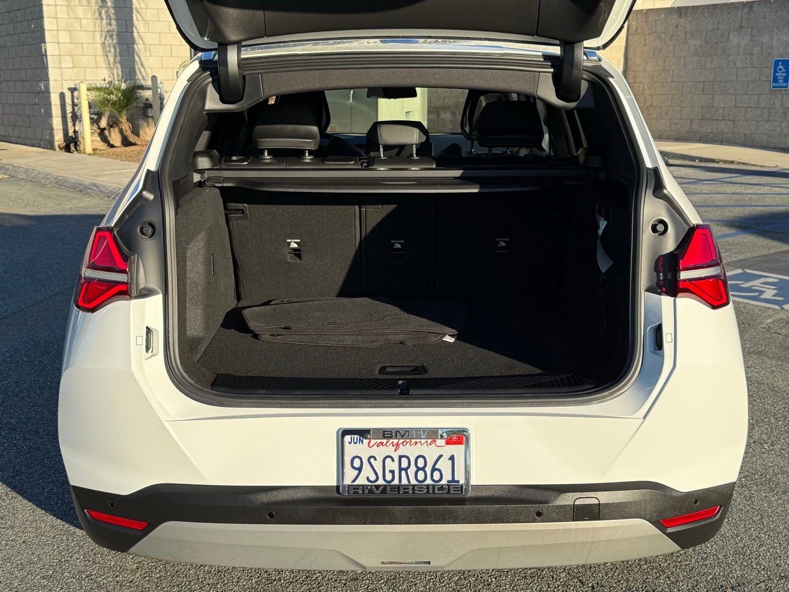 Used 2025 BMW X3 xDrive30i w/ Convenience Package image 17