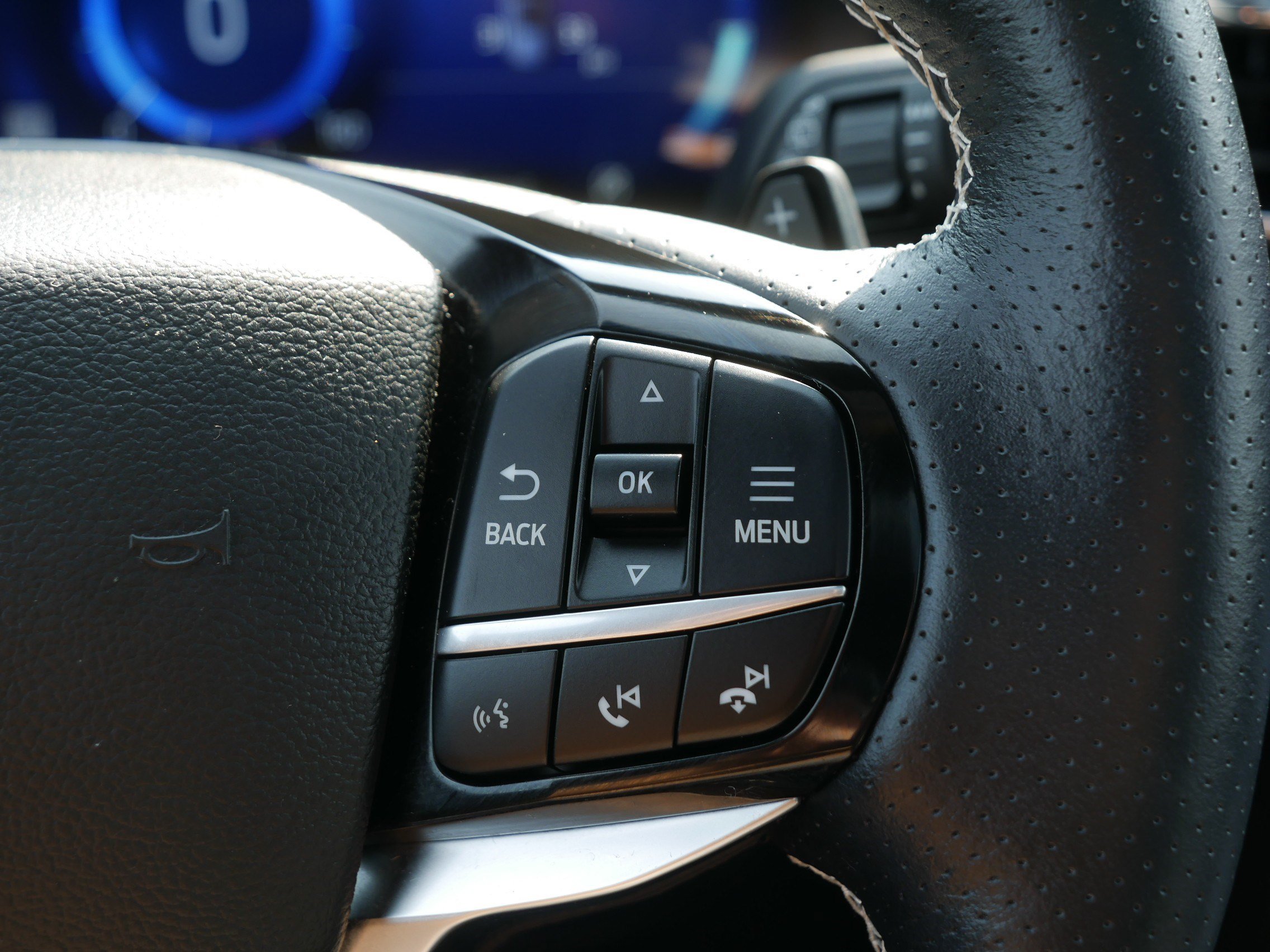 Used 2022 Ford Explorer ST w/ ST Street Pack AWD/4WD image 30