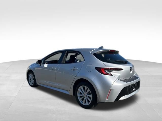 Used 2023 Toyota Corolla SE FWD image 4