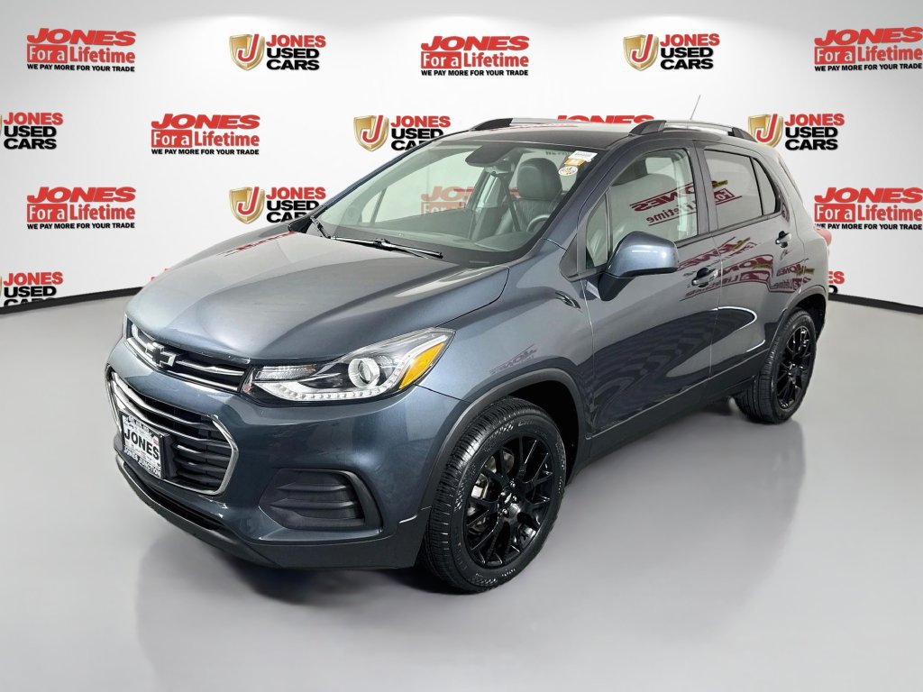 Used 2022 Chevrolet Trax LT w/ Driver Confidence Package AWD/4WD image 11