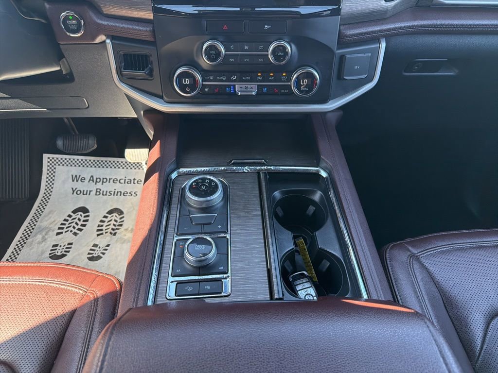 Used 2023 Ford Expedition Max Limited AWD/4WD image 16