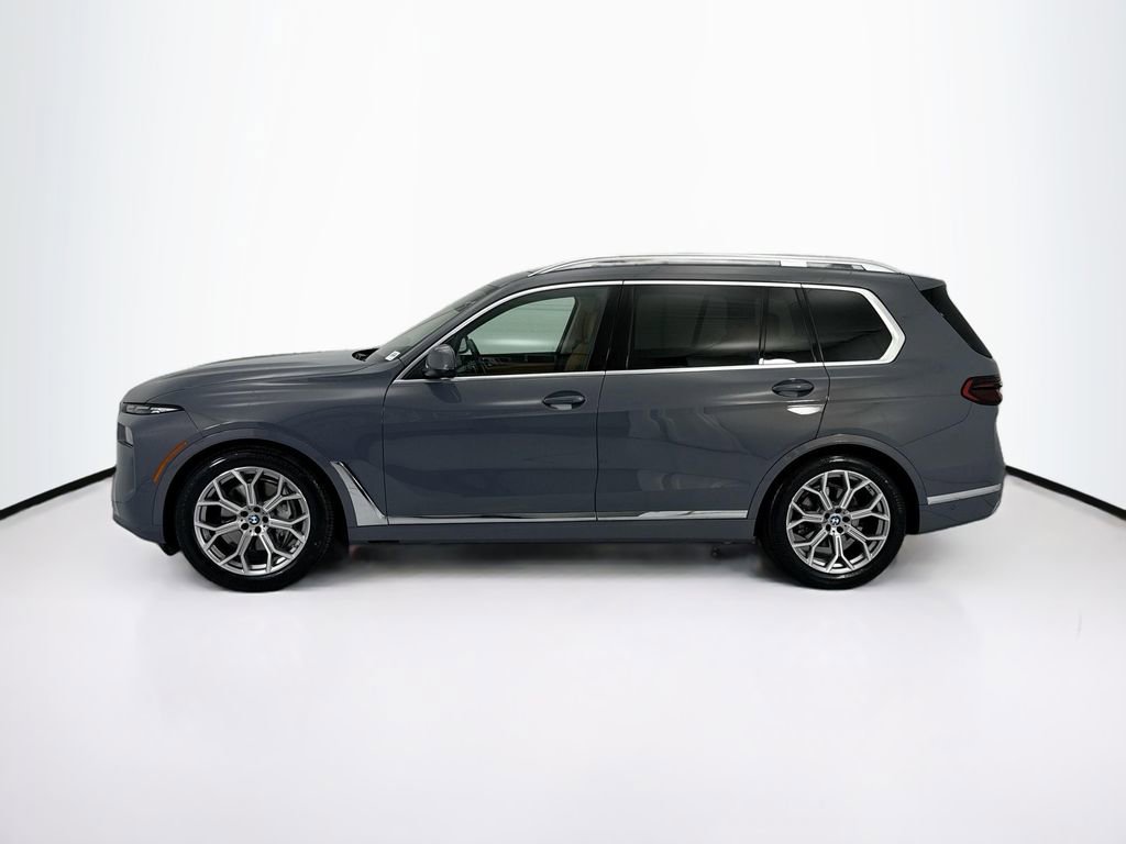 Certified 2025 BMW X7 xDrive40i w/ Parking Assistance Package image 8