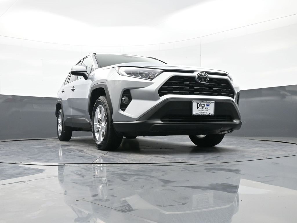 Used 2021 Toyota RAV4 XLE image 26