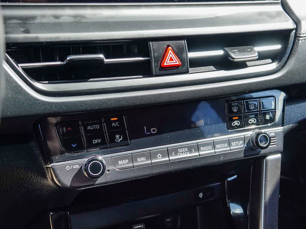 Used 2025 Kia Seltos EX FWD image 19