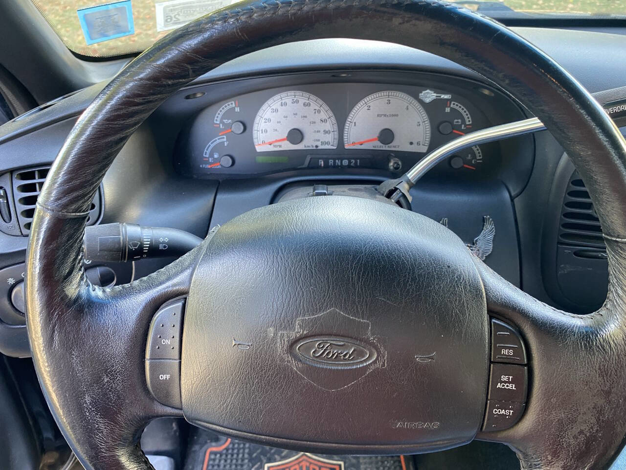 Used 2000 Ford F150 Harley-Davidson image 10