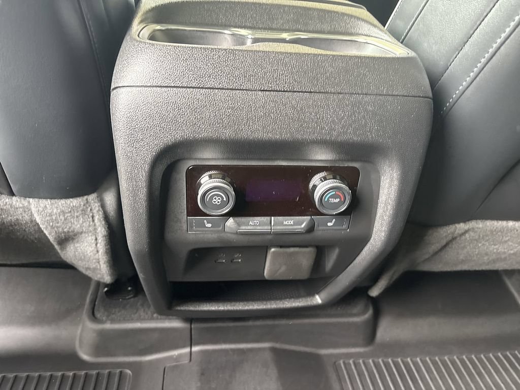 Certified 2025 Buick Enclave Avenir AWD/4WD image 22