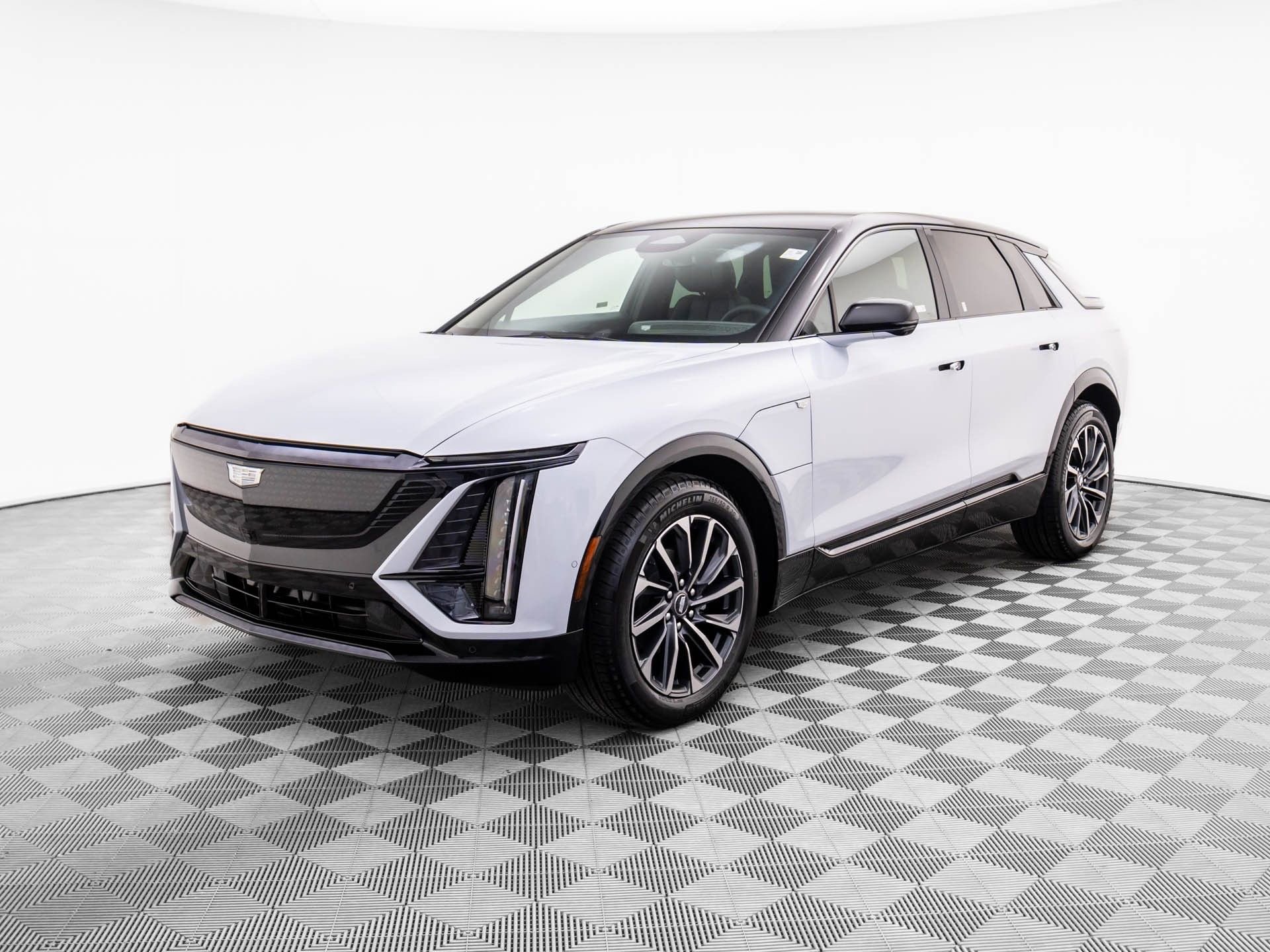 New 2026 Cadillac Lyriq Sport image 3