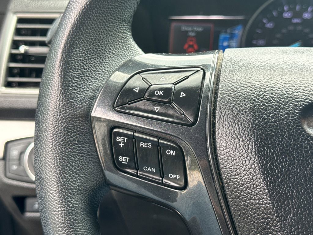 Used 2019 Ford Explorer XLT w/ Equipment Group 201A AWD/4WD image 28