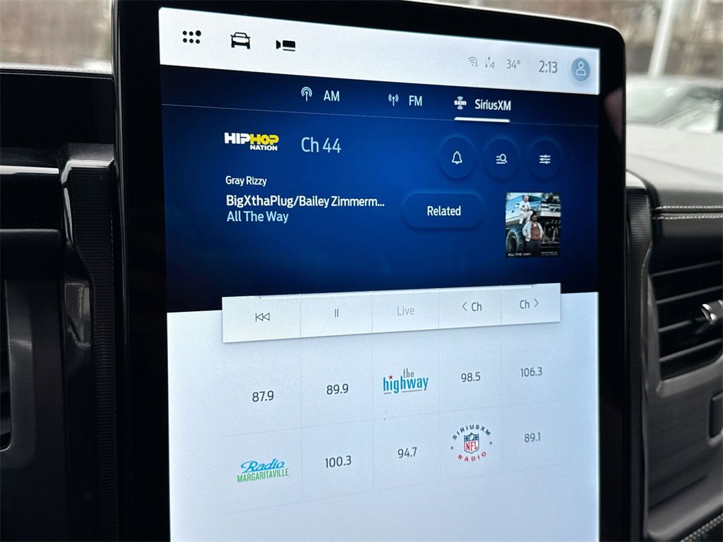 Used 2023 Ford F150 Lightning Platinum image 12