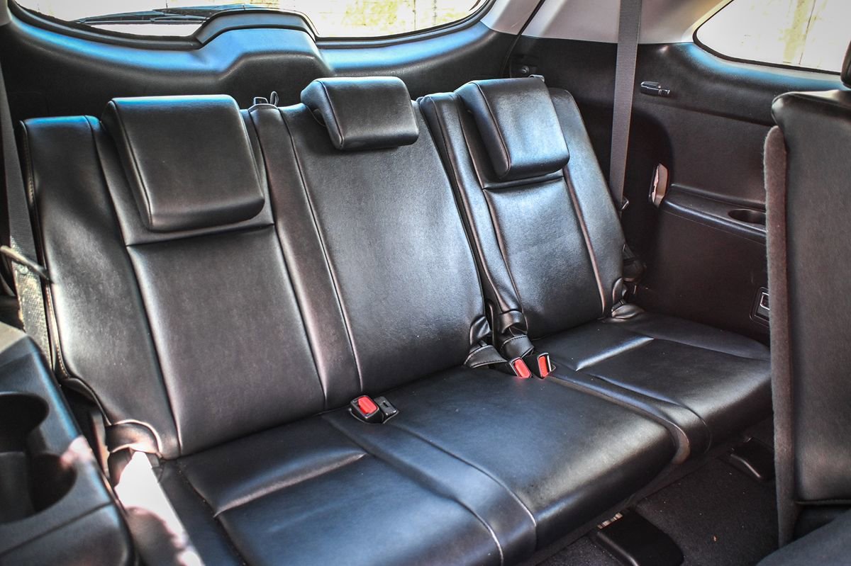 Used 2019 Toyota Highlander XLE AWD/4WD image 18