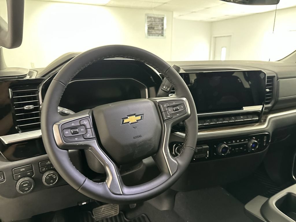 New 2026 Chevrolet Silverado 1500 LT AWD/4WD image 13