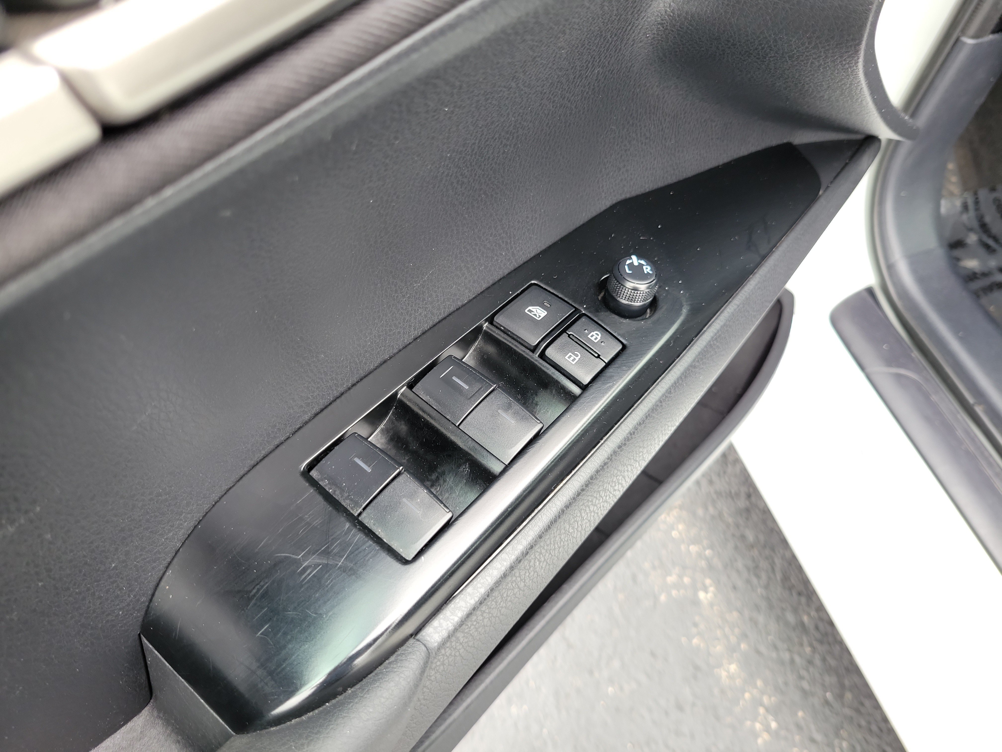 Certified 2025 Toyota Camry LE FWD image 18