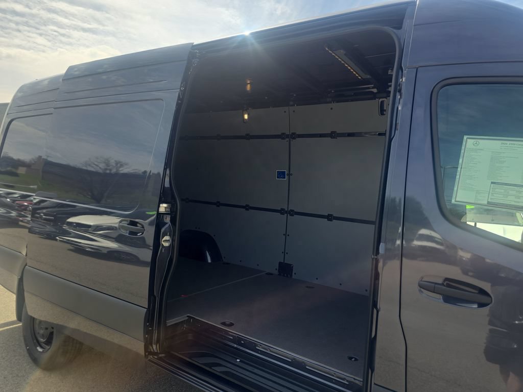 New 2026 Mercedes-Benz Sprinter 2500 image 23