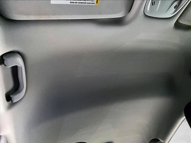 Used 2023 Chevrolet TrailBlazer LT FWD image 17