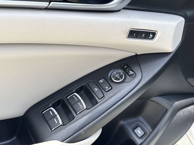 Used 2020 Honda Accord EX-L image 16