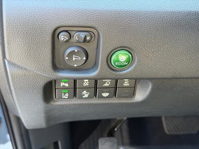 Certified 2025 Honda Ridgeline Black Edition image 26