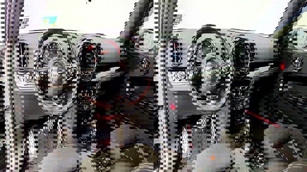 Used 2020 MINI Cooper Countryman John Cooper Works image 13