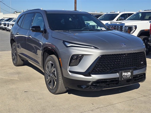 New 2026 Buick Enclave Sport Touring w/ LPO, Floor Liner Package image 3