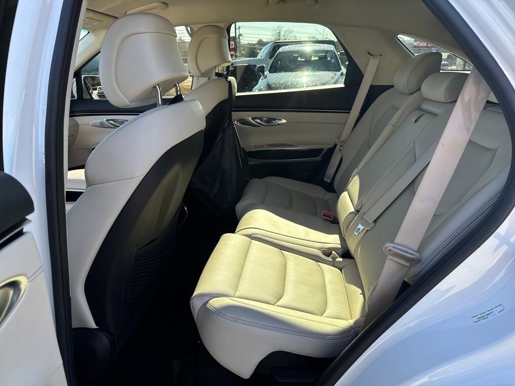 Used 2022 Genesis GV70 2.5T image 26