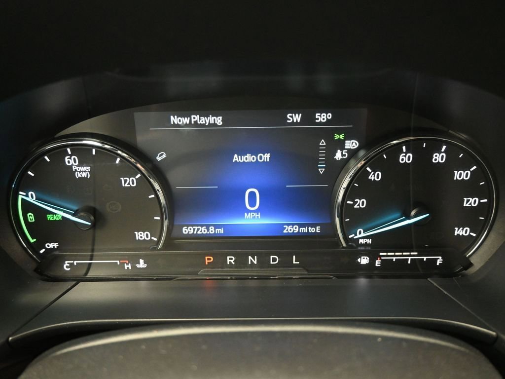 Used 2022 Ford Escape SE image 13