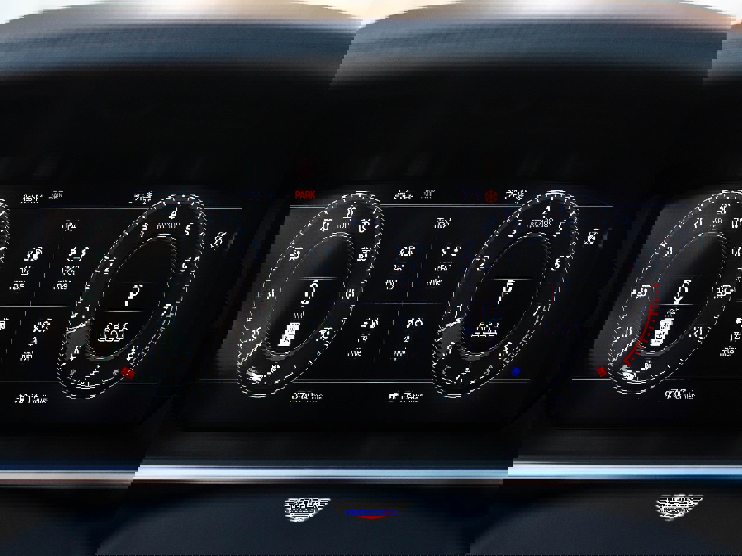 Used 2020 Land Rover Range Rover HSE image 31