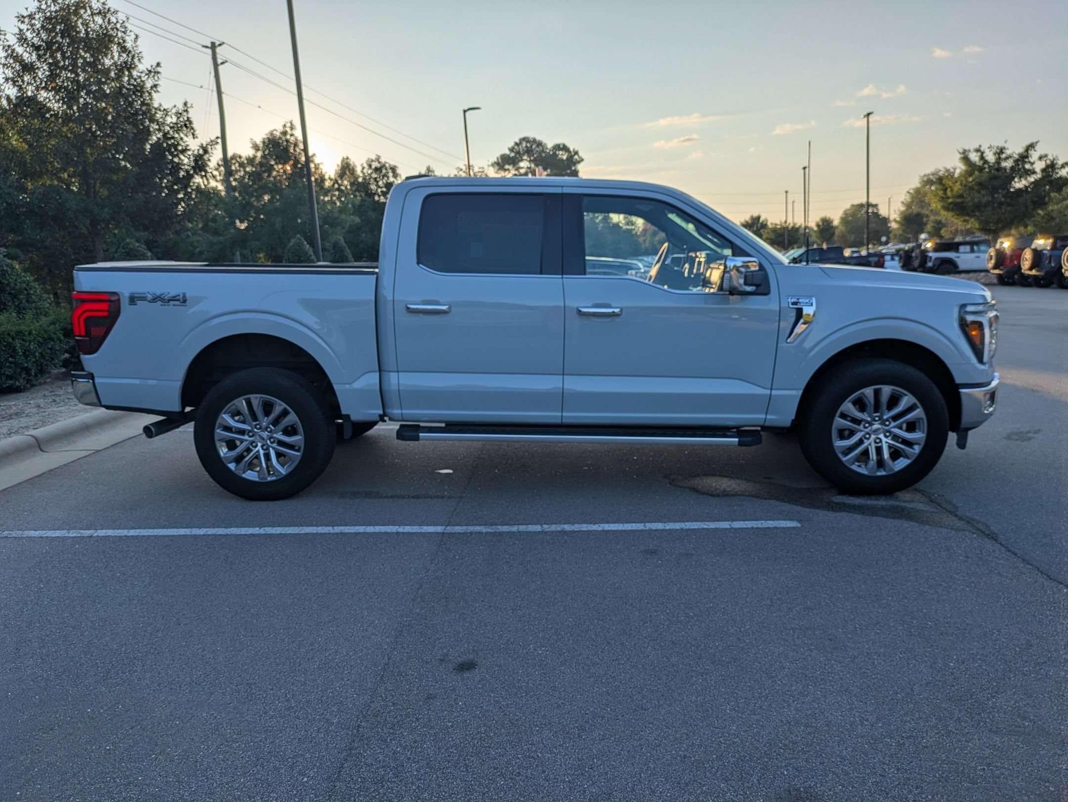 Certified 2024 Ford F150 Lariat w/ FX4 Off-Road Package AWD/4WD image 3