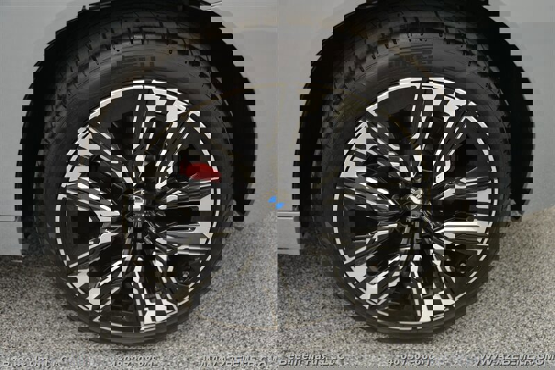 Used 2025 BMW X3 M50 w/ M Sport Professional Package image 47