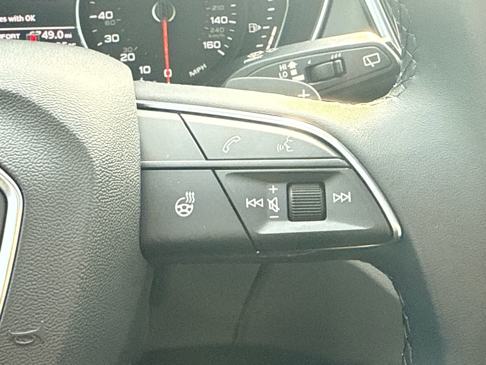 Used 2021 Audi Q5 Premium w/ Convenience Package image 16