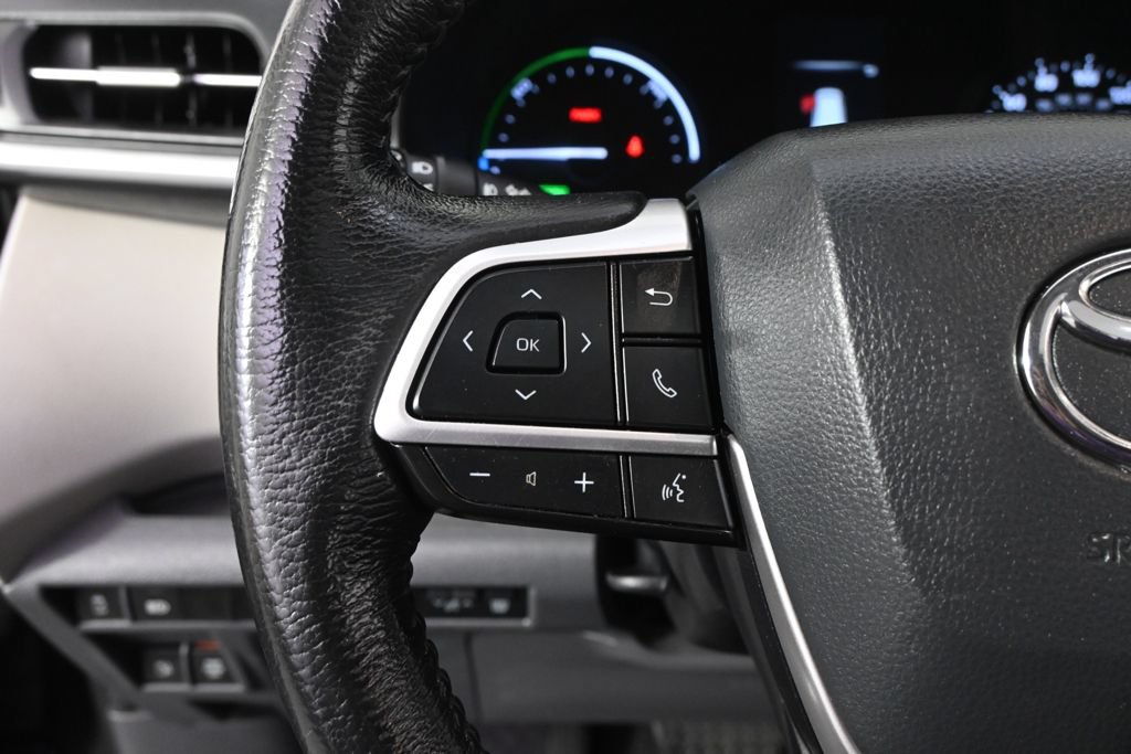 Used 2021 Toyota Sienna XLE w/ XLE Plus Package AWD/4WD image 32