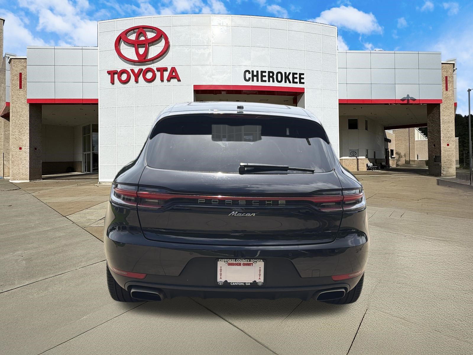 Used 2020 Porsche Macan AWD/4WD image 6