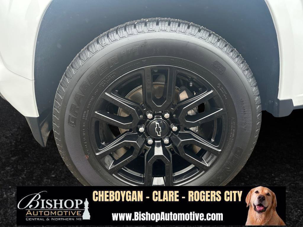 Used 2024 Chevrolet Colorado Z71 w/ Z71 Convenience Package 2 image 25