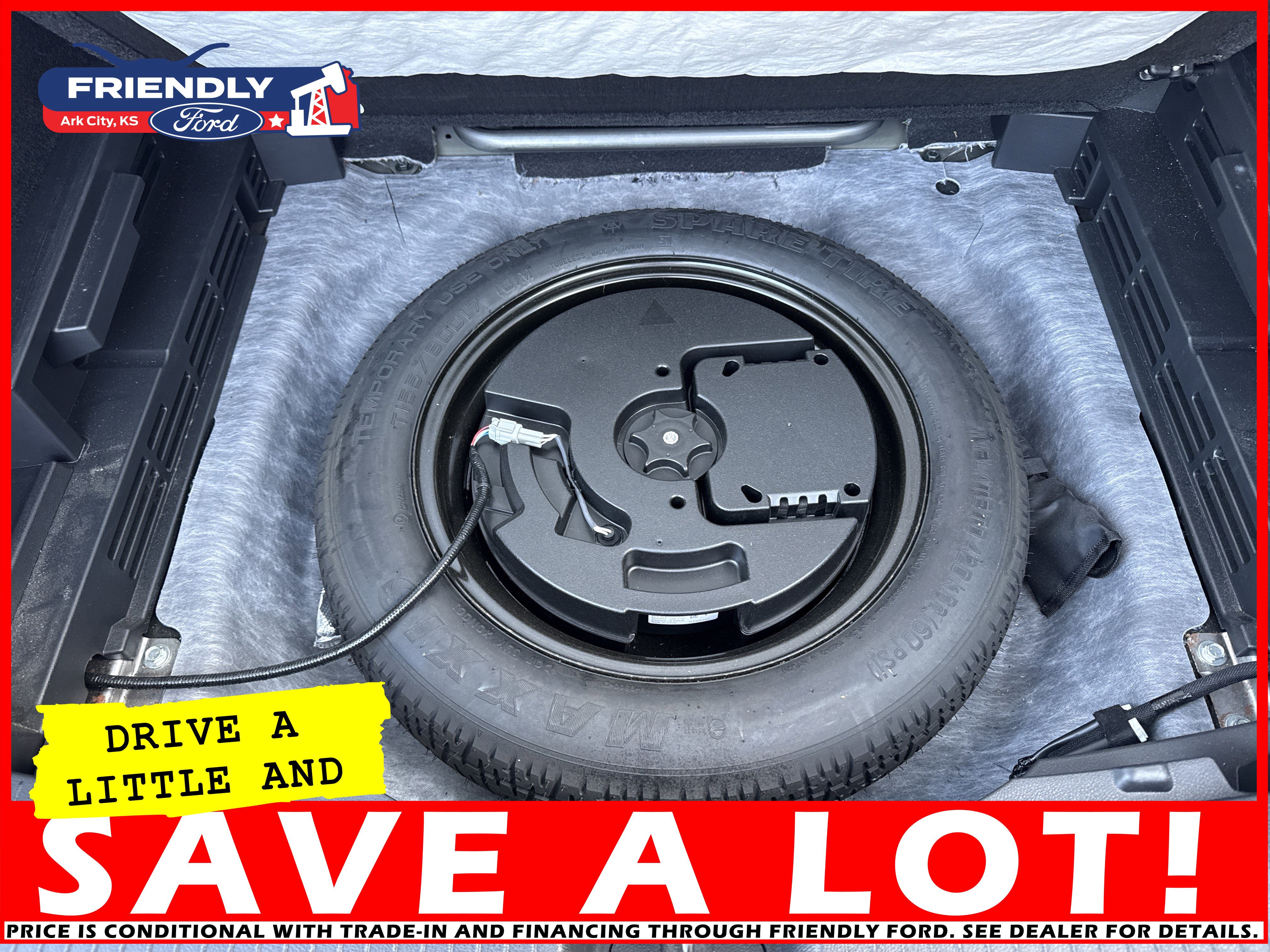 Used 2024 Nissan Rogue SV image 30