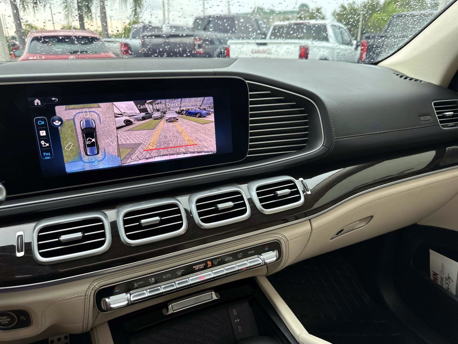 Certified 2025 Mercedes-Benz GLS 580 4MATIC image 26