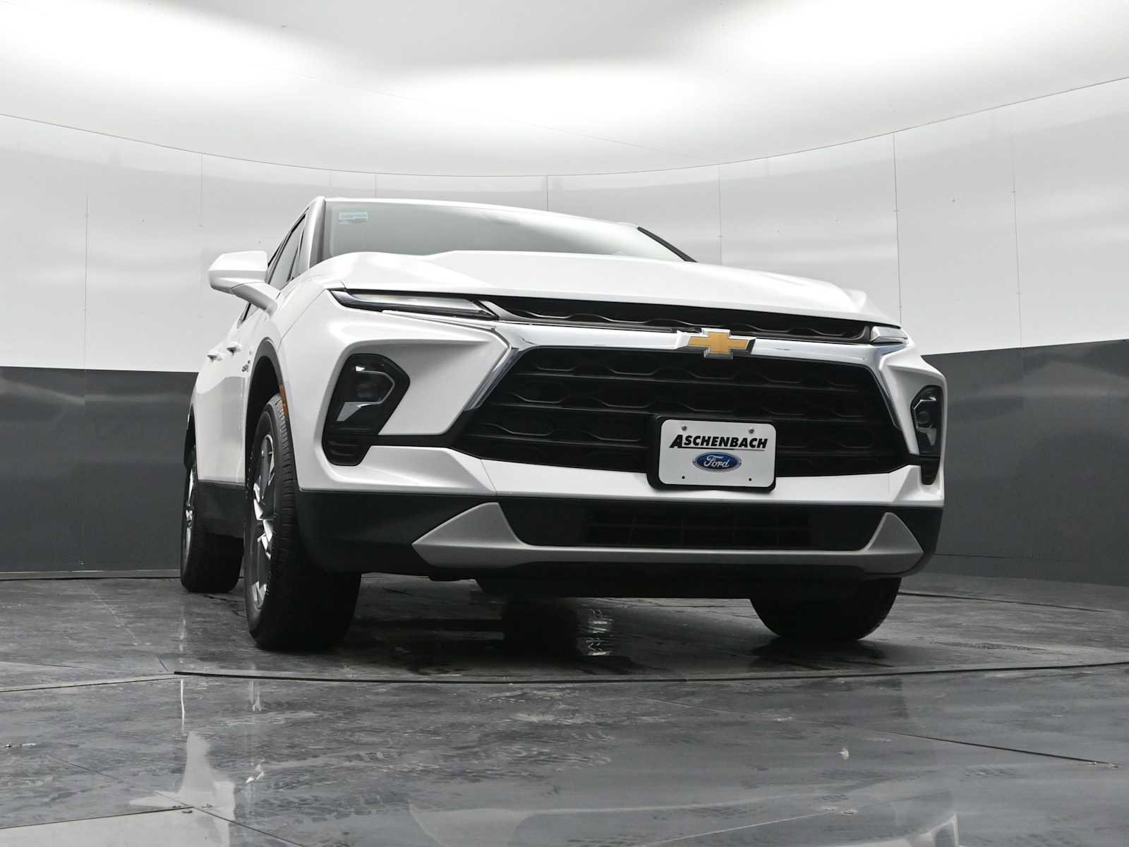 Used 2023 Chevrolet Blazer LT AWD/4WD image 26