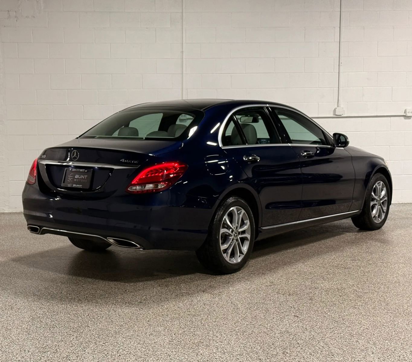 Used 2018 Mercedes-Benz C 300 4MATIC Sedan image 8