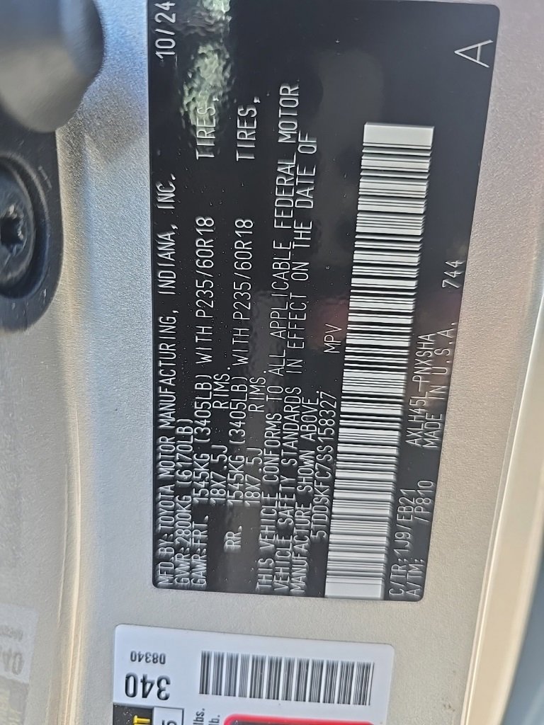 Used 2025 Toyota Sienna XSE image 14