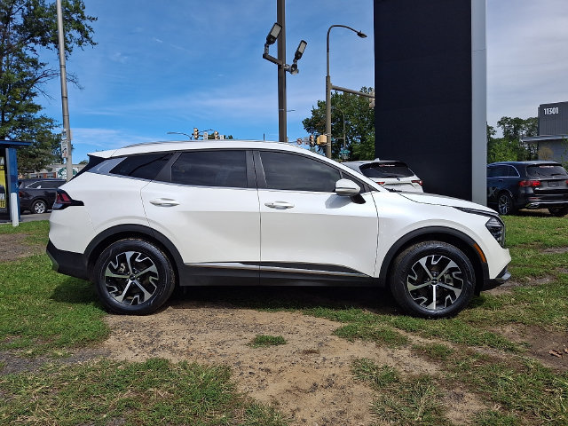 Certified 2025 Kia Sportage EX AWD/4WD image 7