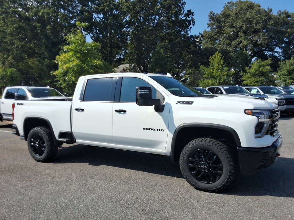 New 2026 Chevrolet Silverado 2500 LTZ w/ LTZ Plus Package AWD/4WD image 3