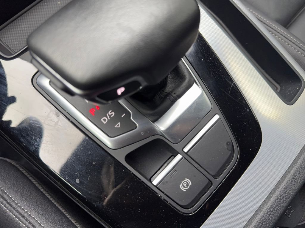 Used 2025 Audi Q5 2.0T Premium image 70